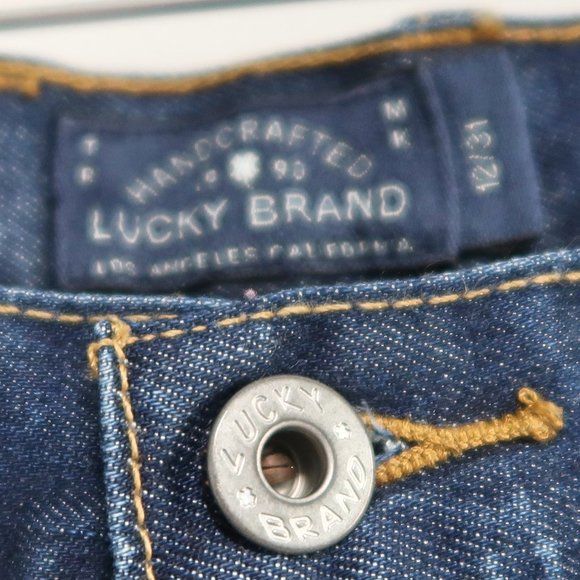 5 for $25 on select items 
Lucky Brand Stars and Stripes Laguna Shorts 12/31 - Picture 7 of 8